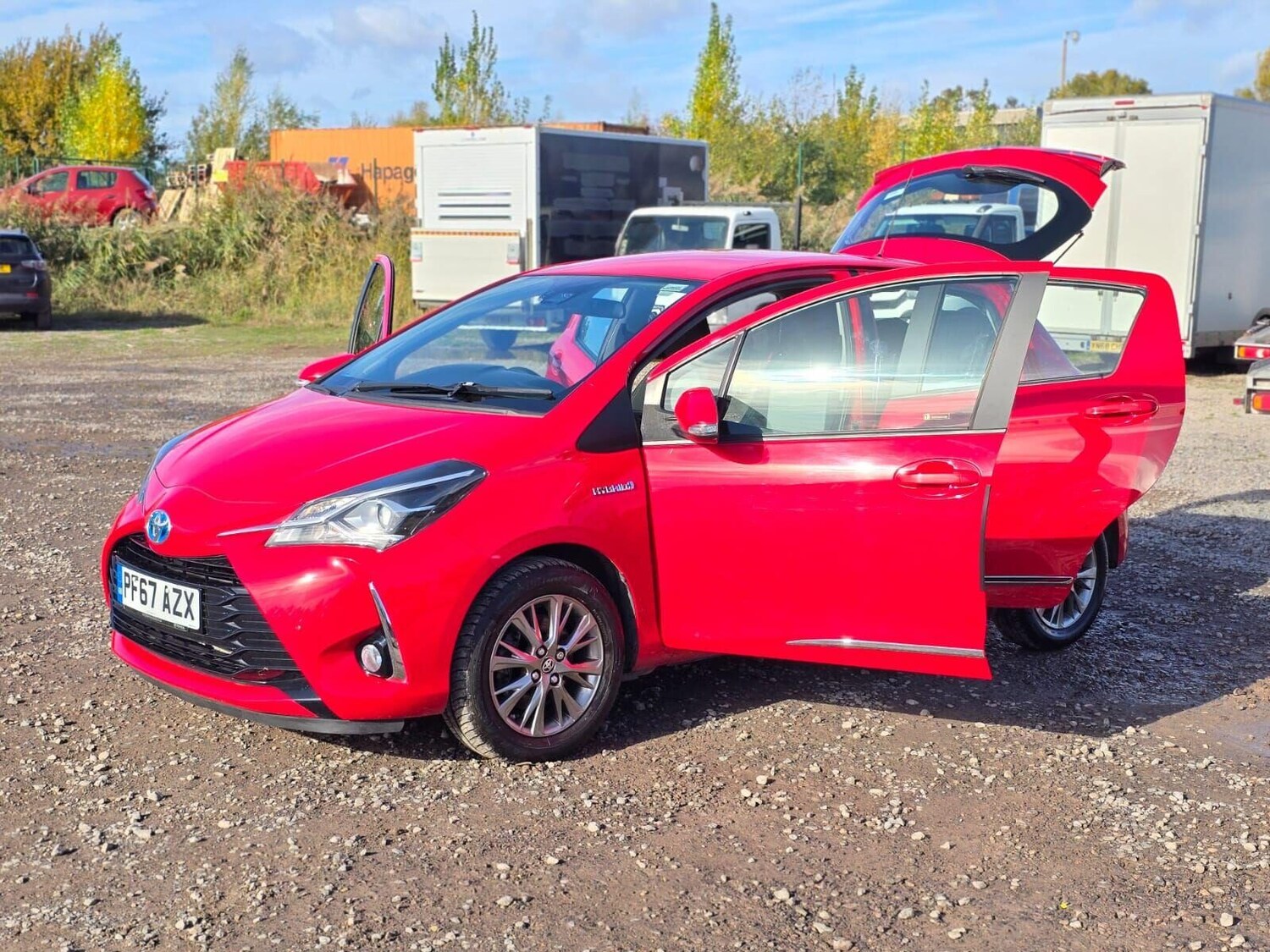 Used Toyota Yaris 2017 for sale - 76231417: Photo 11