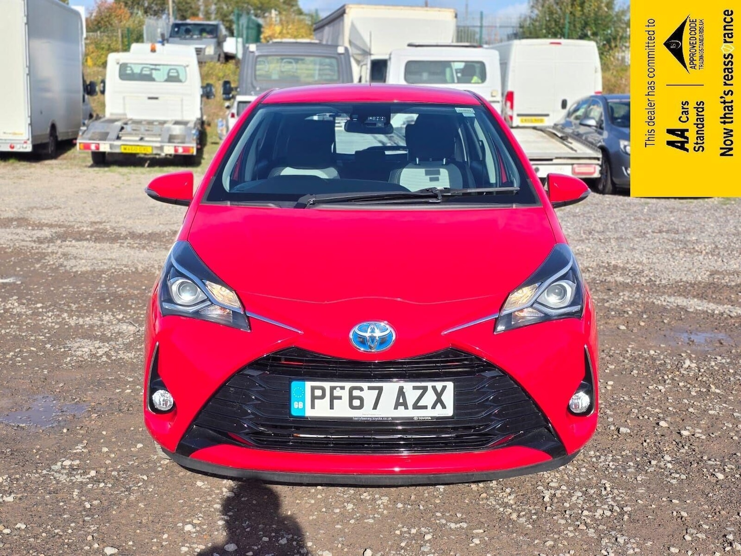 Used Toyota Yaris 2017 for sale - 76231417: Photo 2