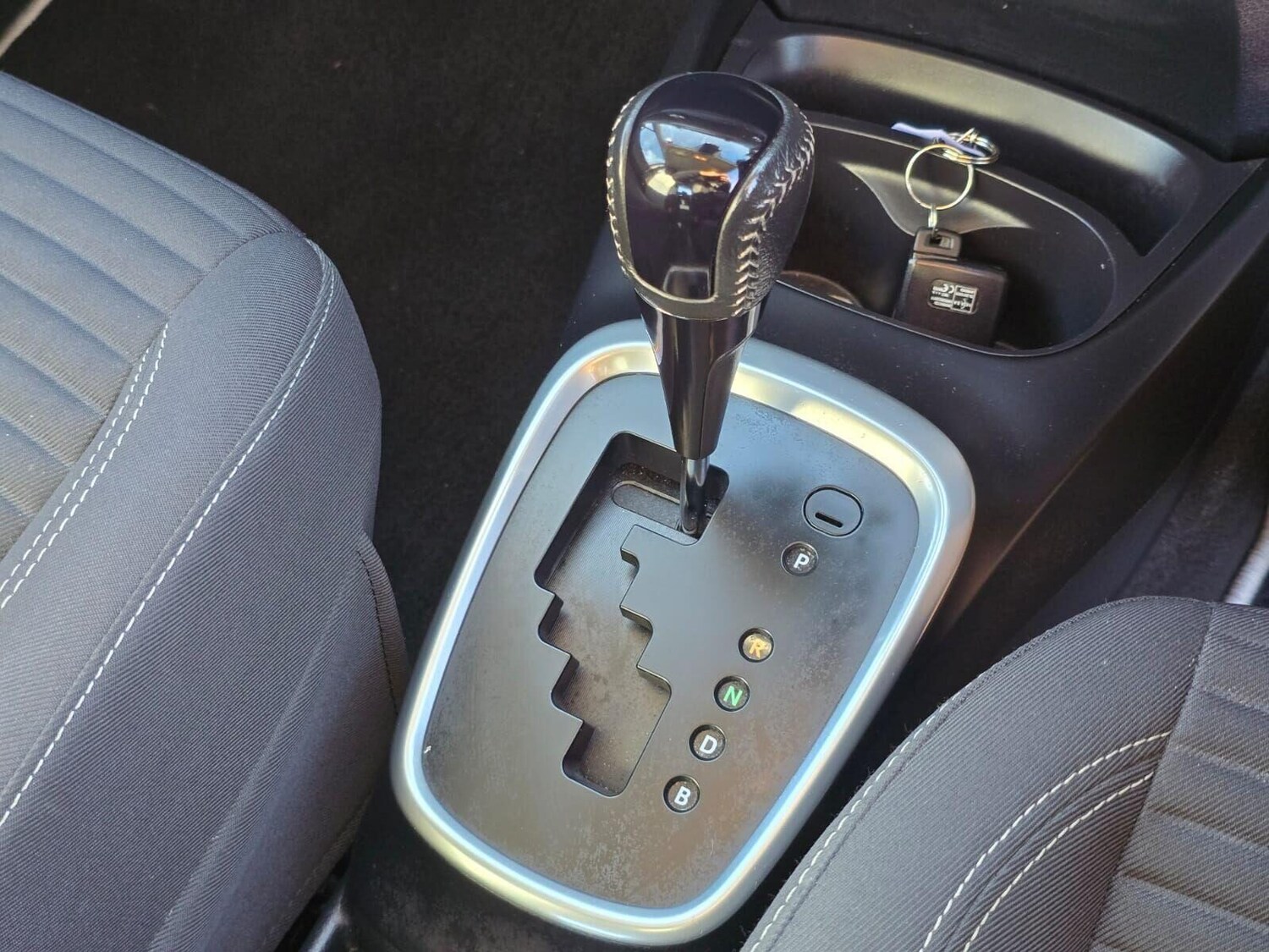 Used Toyota Yaris 2017 for sale - 76231417: Photo 25