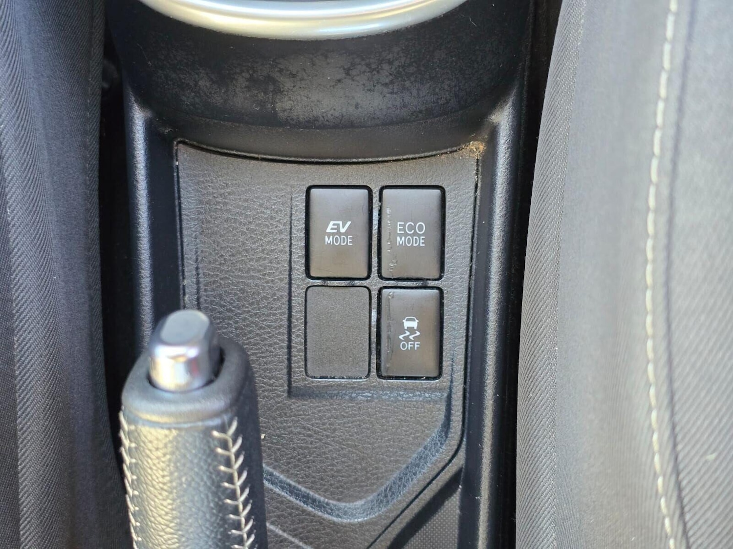 Used Toyota Yaris 2017 for sale - 76231417: Photo 28