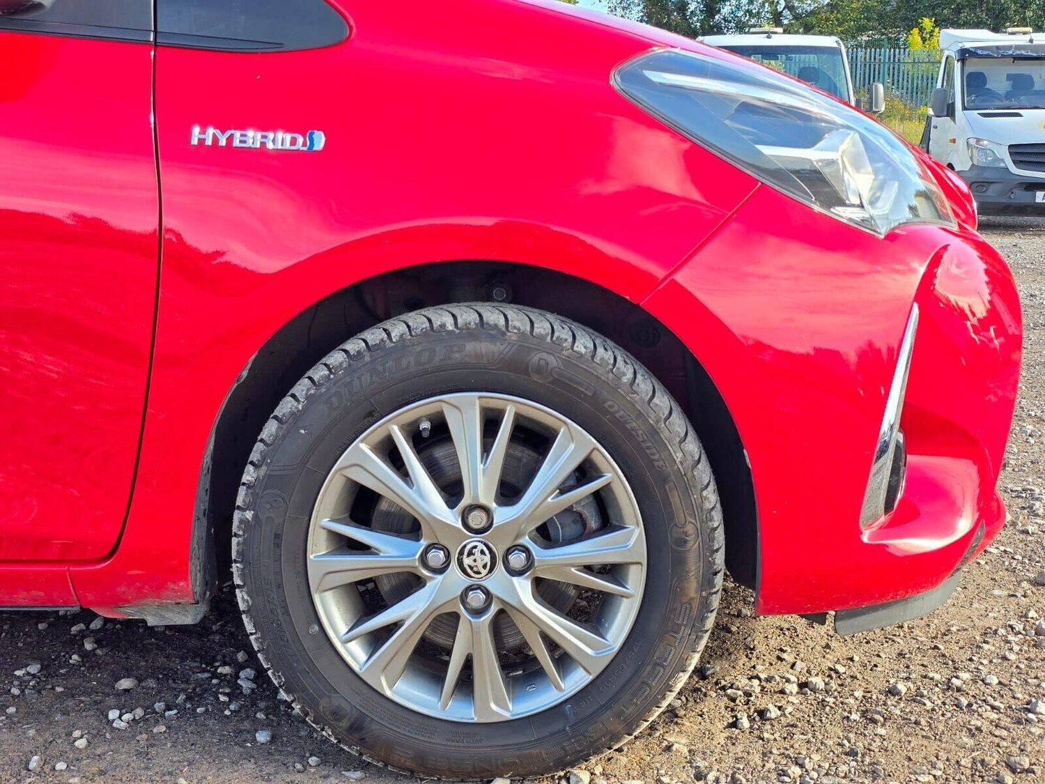 Used Toyota Yaris 2017 for sale - 76231417: Photo 33