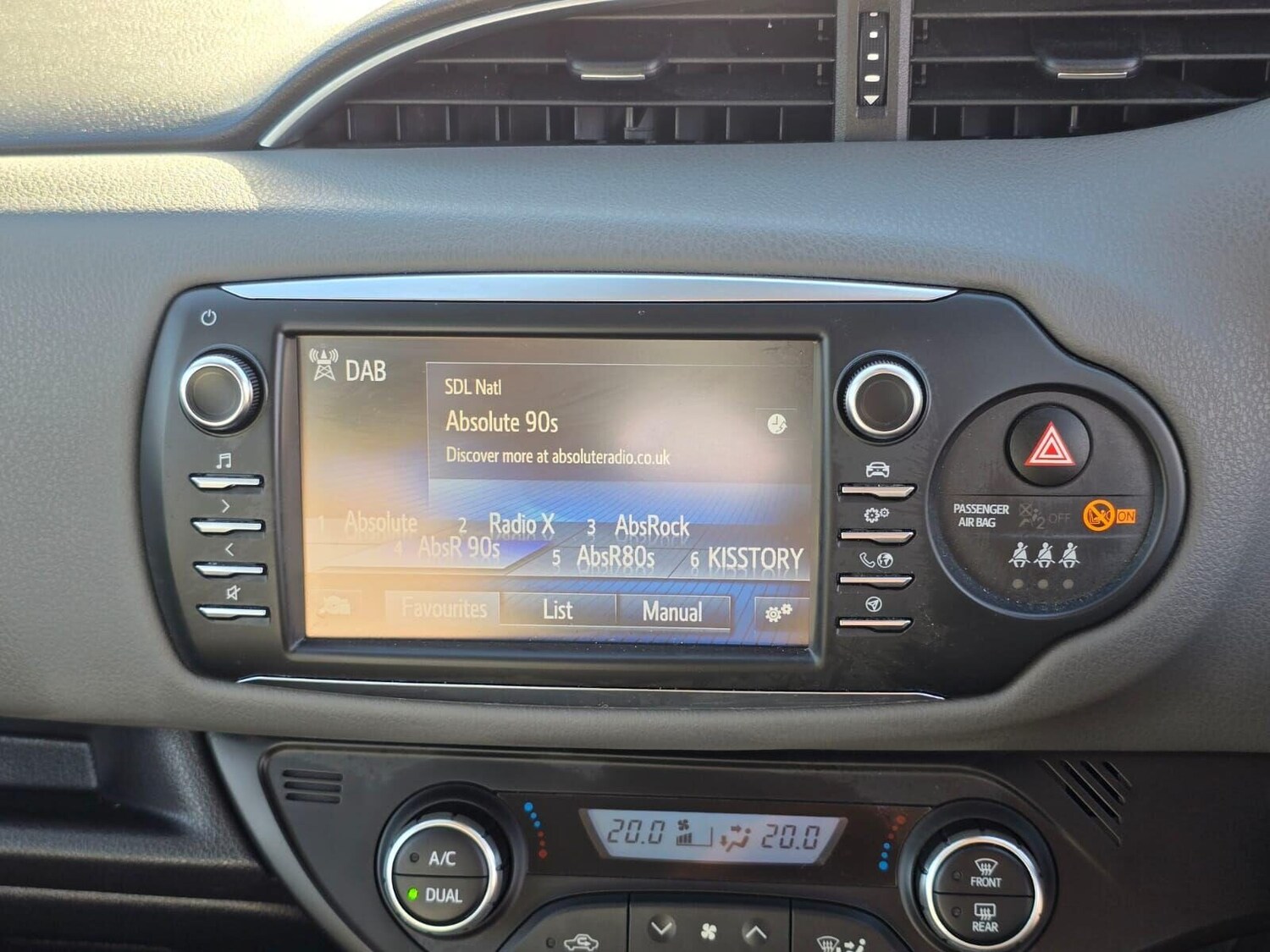 Used Toyota Yaris 2017 for sale - 76231417: Photo 34