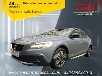 Used Volvo V40 2017 for sale - 76847737: Photo