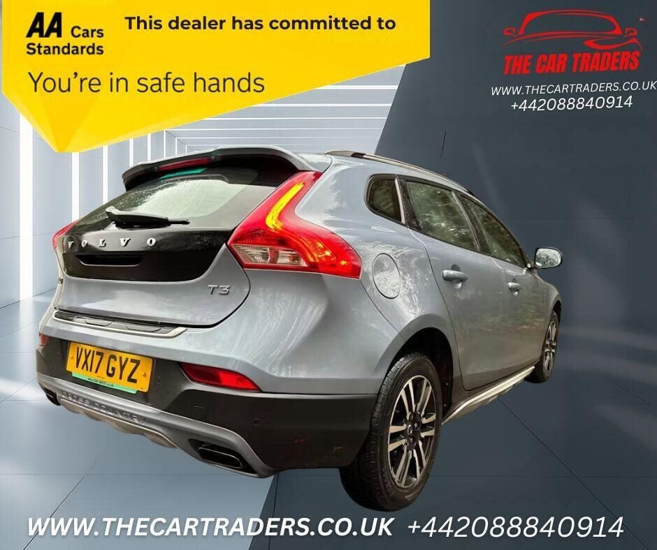 Used Volvo V40 2017 for sale - 76847737: Photo 3