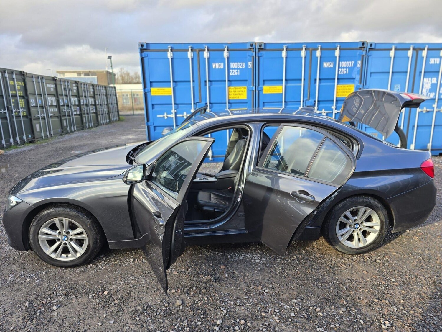 Used BMW 3 Series 2016 for sale - 77733822: Photo 11