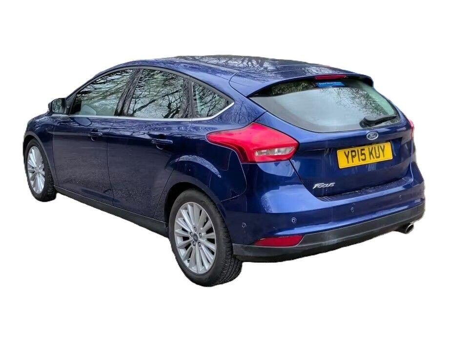 Used Ford Focus 2015 for sale - 77901063: Photo 3