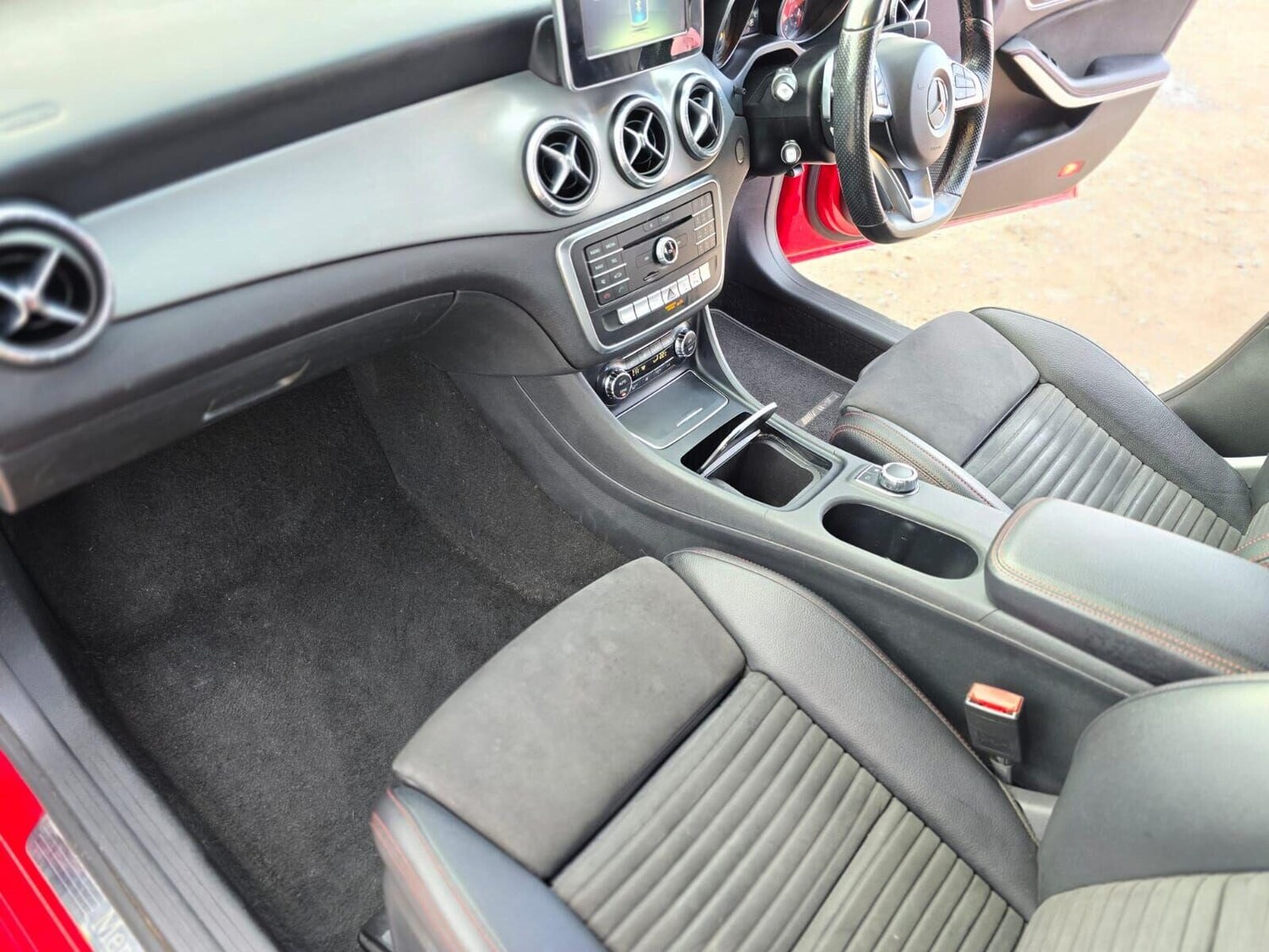 Used Mercedes-Benz CLA 2018 for sale - 76909327: Photo 39