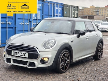 Used MINI Hatch 2018 for sale - 78907014: Photo