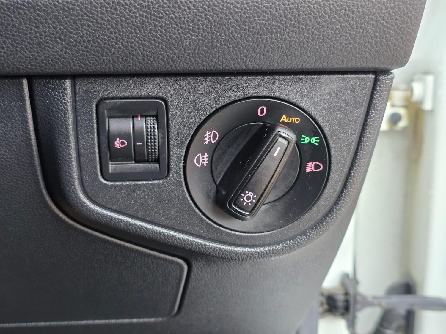 Used Volkswagen Polo 2019 for sale - 76444362: Photo 32