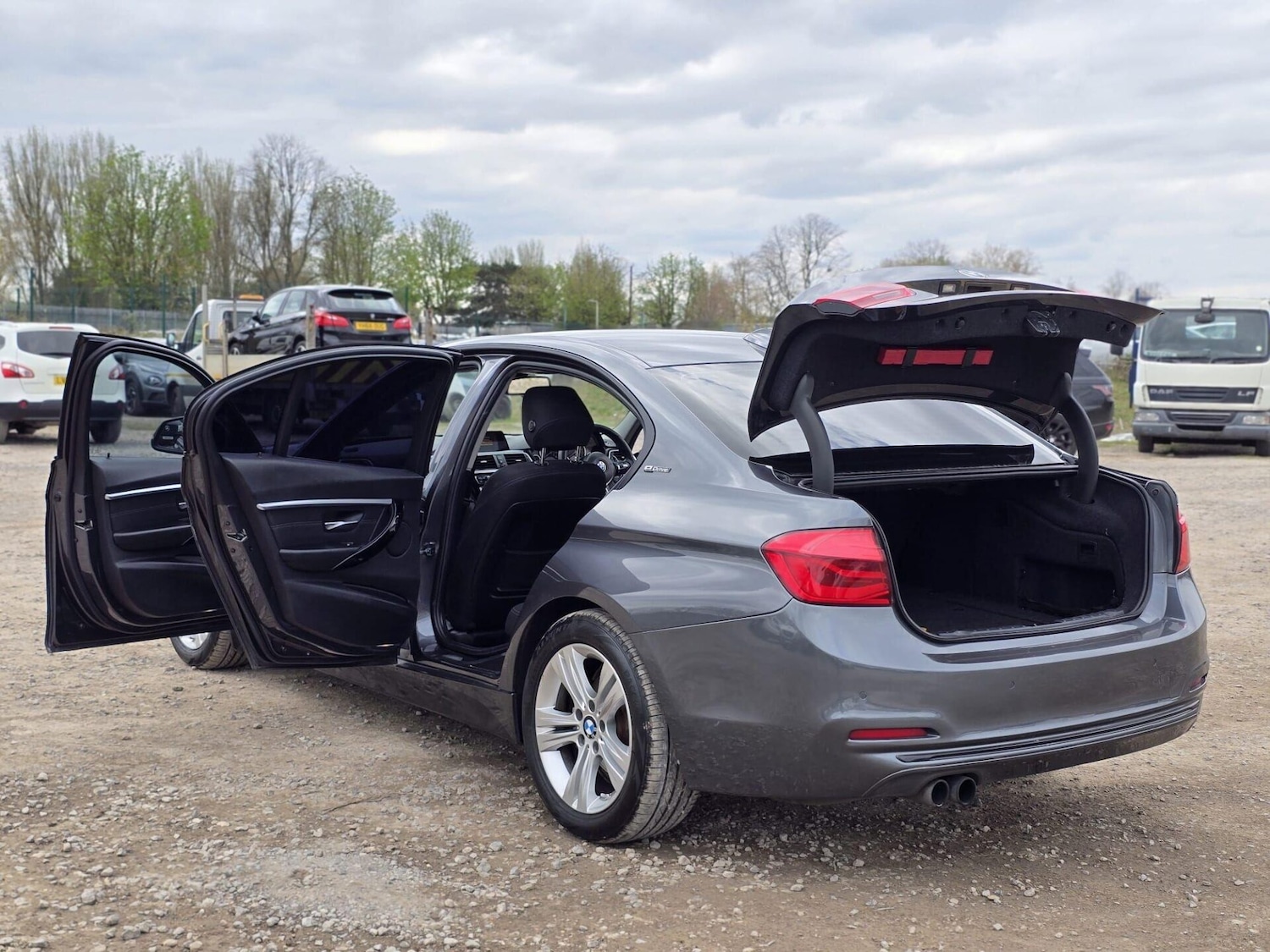 Used BMW 3 Series 2016 for sale - 78121713: Photo 9
