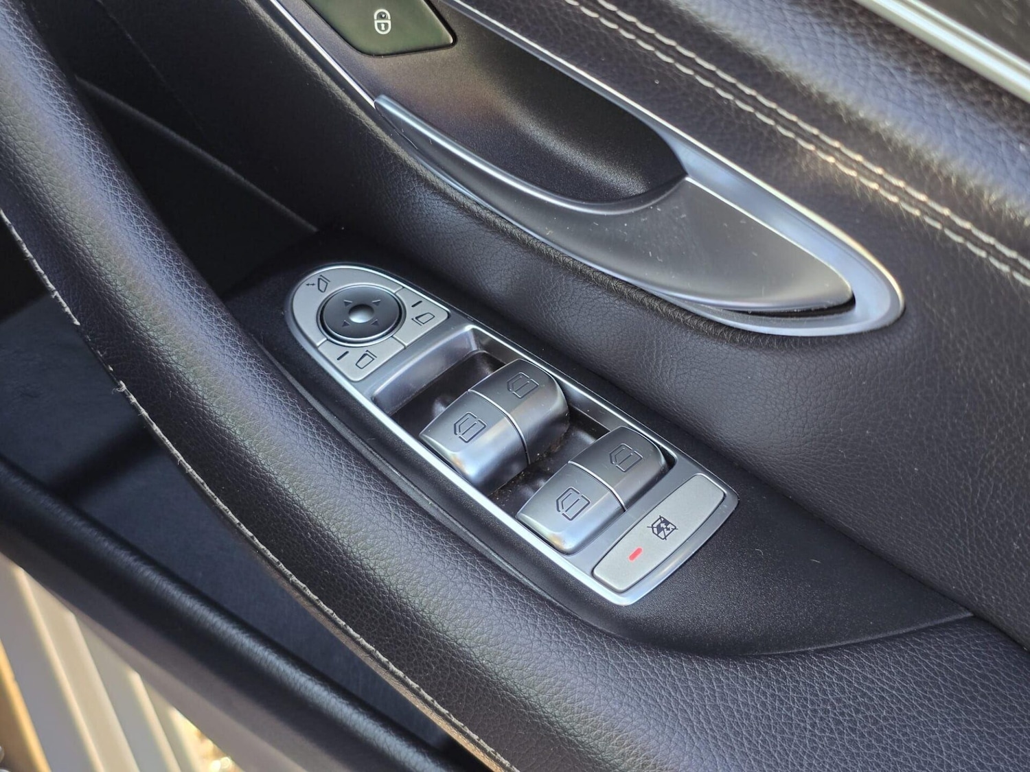 Used Mercedes-Benz E Class 2016 for sale - 78144577: Photo 34