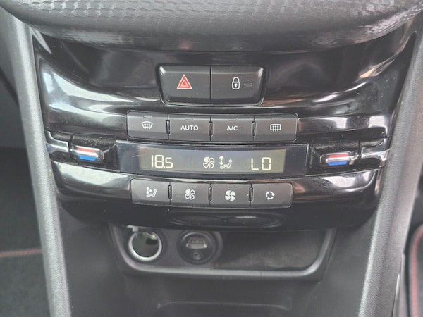Used Peugeot 2008 2017 for sale - 75999460: Photo 31