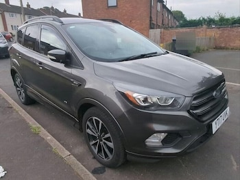 Used Ford Kuga 2017 for sale - 75694207: Photo