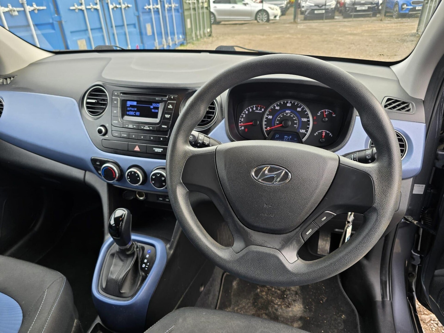 Used Hyundai i10 2014 for sale - 77249706: Photo 33