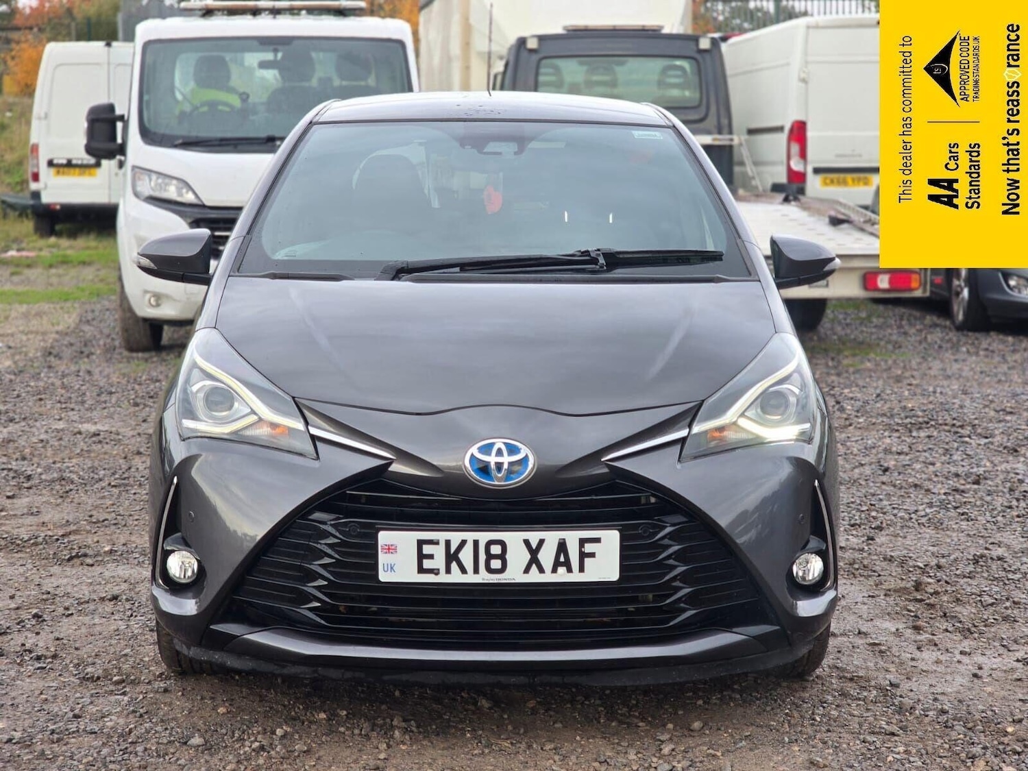 Used Toyota Yaris 2018 for sale - 76506066: Photo 2