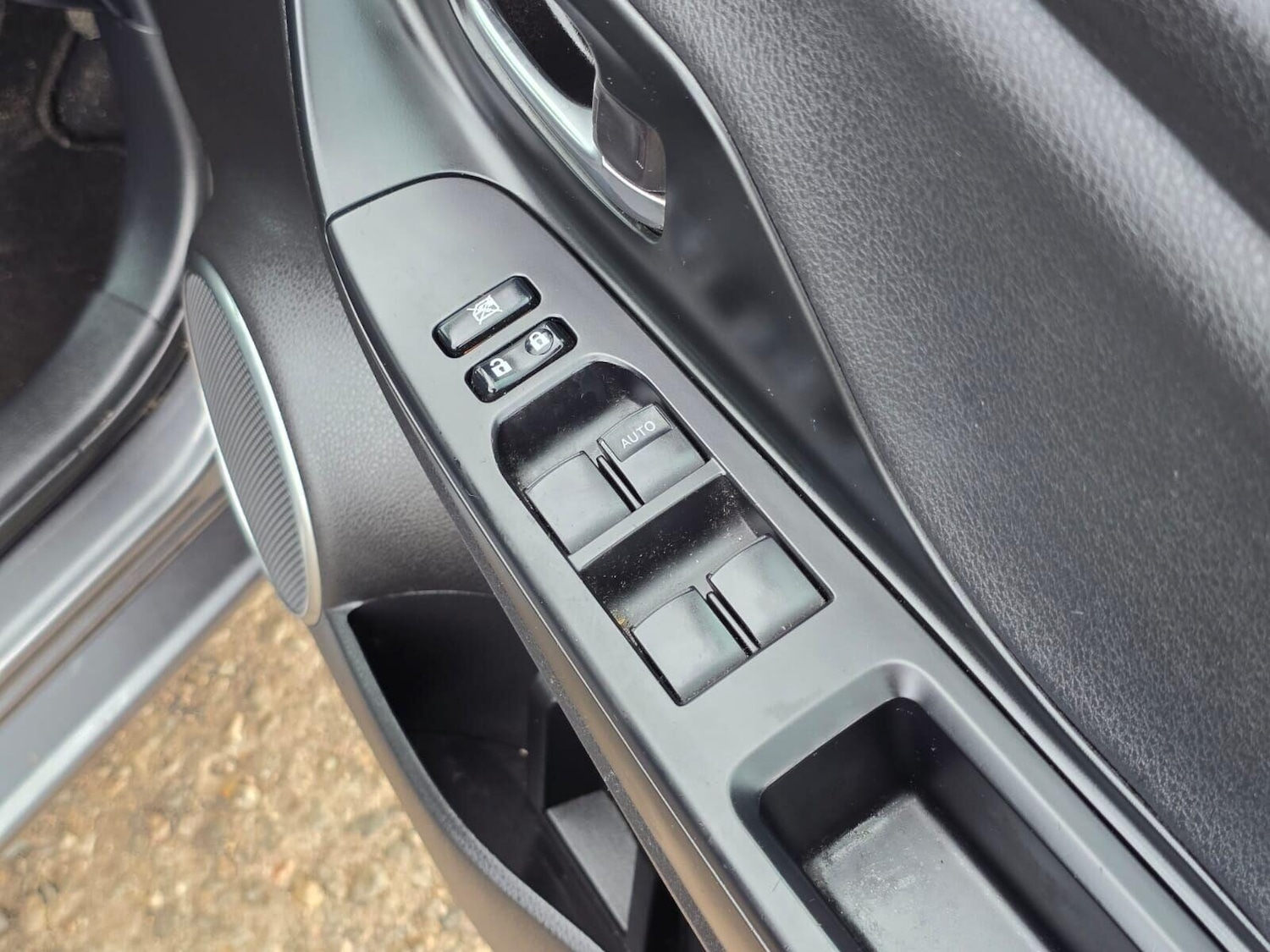 Used Toyota Yaris 2018 for sale - 76506066: Photo 22