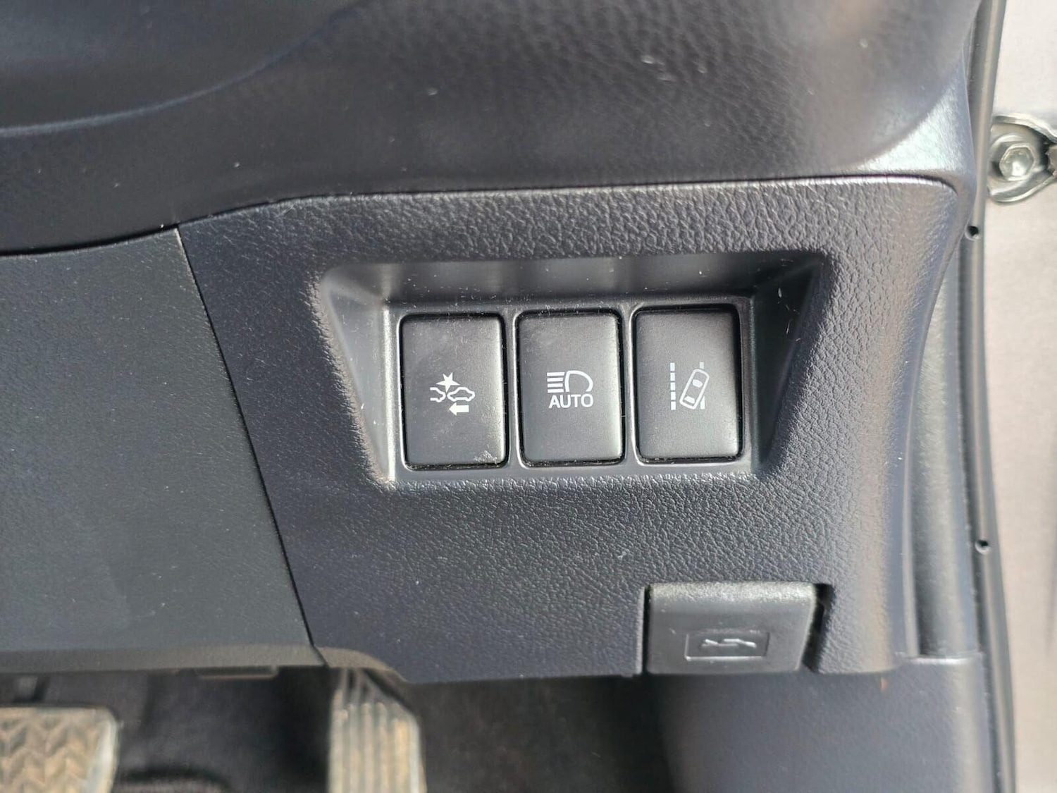 Used Toyota Yaris 2018 for sale - 76506066: Photo 27