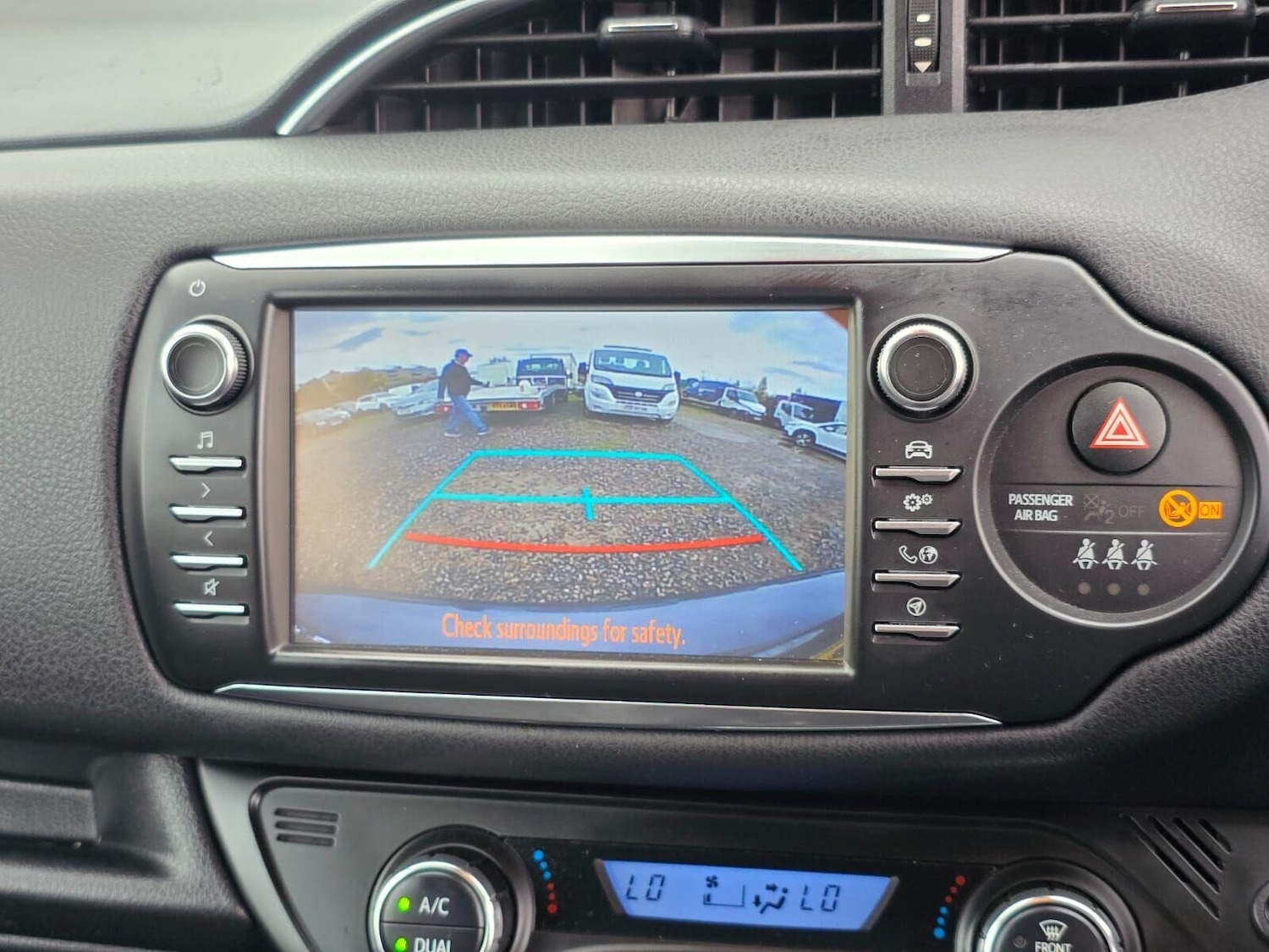 Used Toyota Yaris 2018 for sale - 76506066: Photo 29