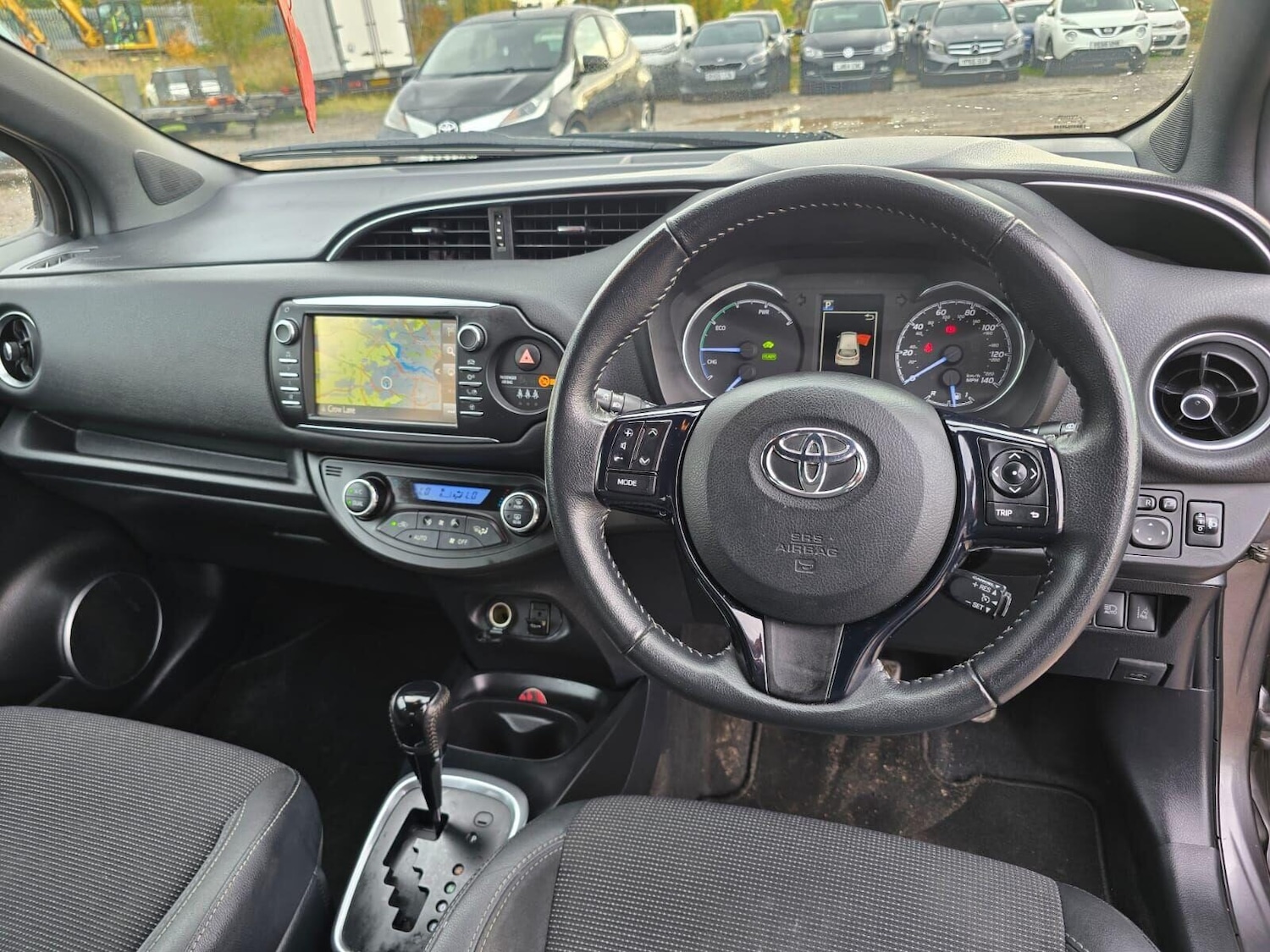 Used Toyota Yaris 2018 for sale - 76506066: Photo 33