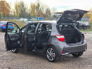 Used Toyota Yaris 2018 for sale - 76506066: Photo