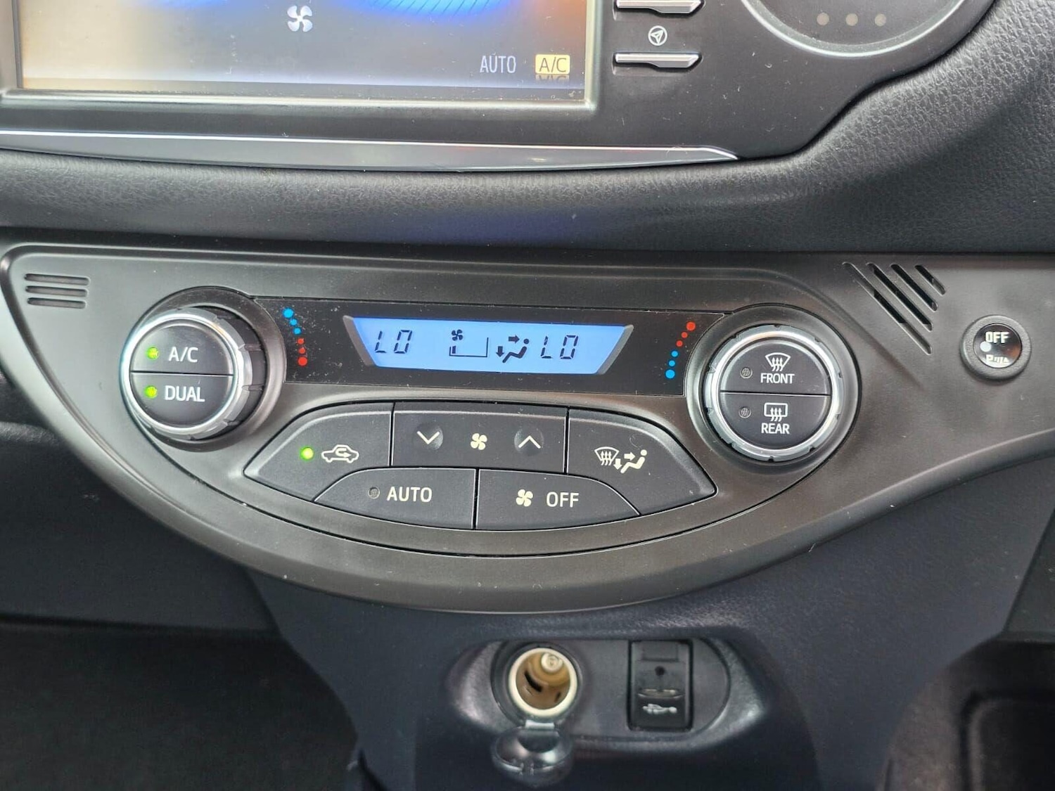 Used Toyota Yaris 2018 for sale - 76506066: Photo 55