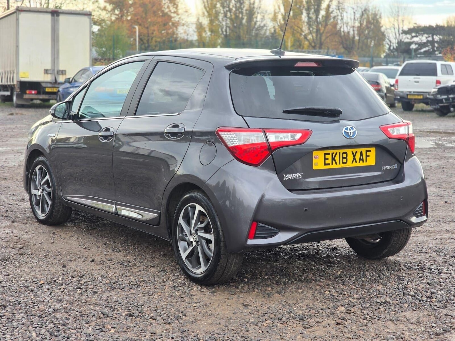 Used Toyota Yaris 2018 for sale - 76506066: Photo 9