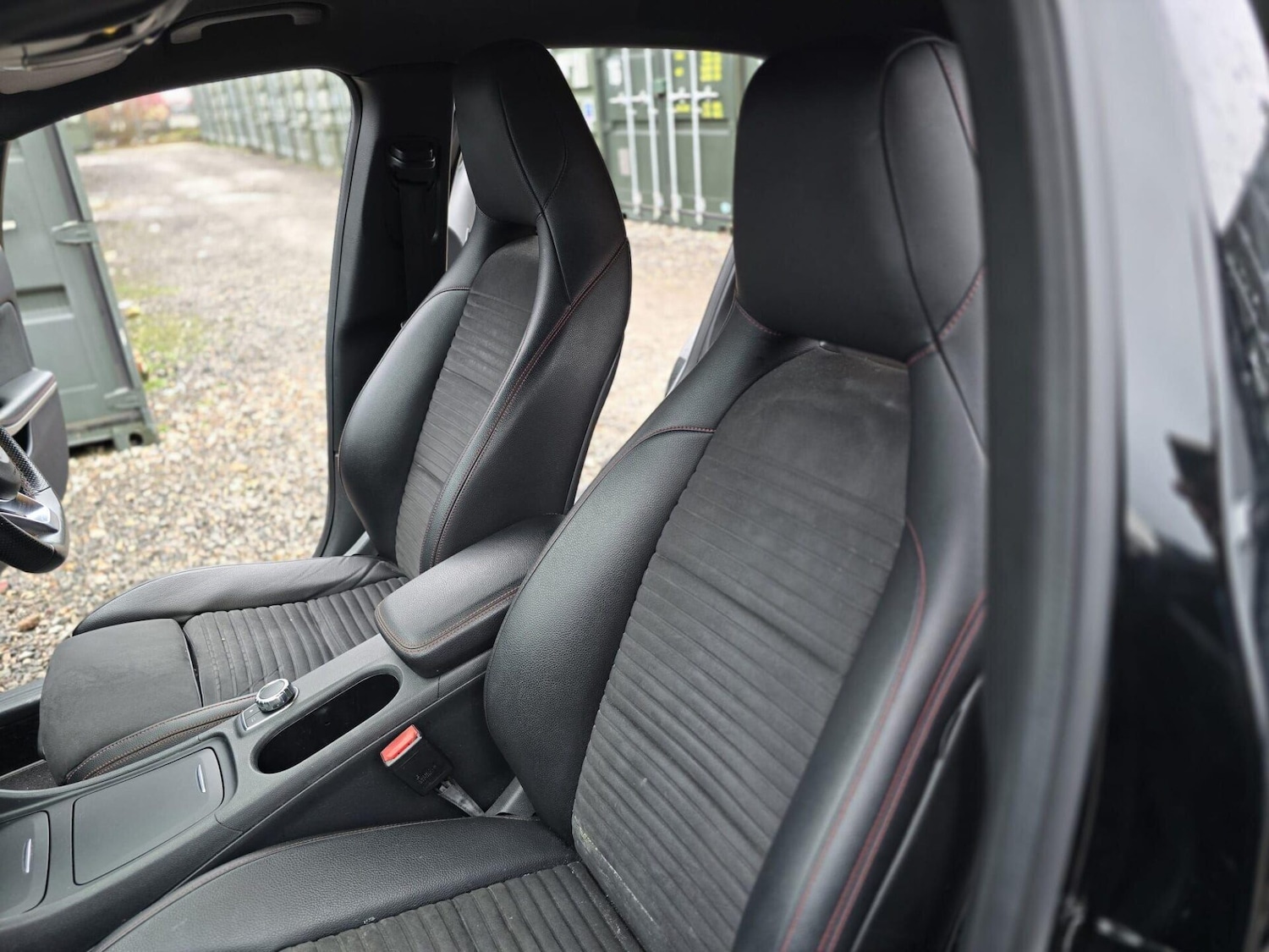 Used Mercedes-Benz GLA 2017 for sale - 77677279: Photo 38