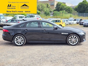 Used Jaguar XF 2017 for sale - 77582417: Photo