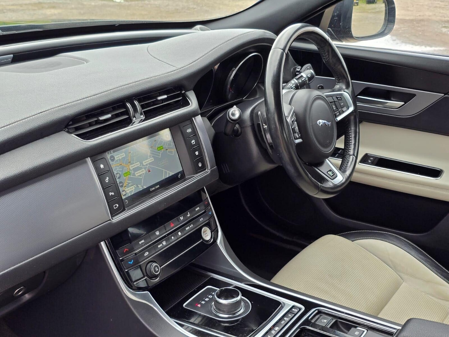 Used Jaguar XF 2017 for sale - 77582417: Photo 57