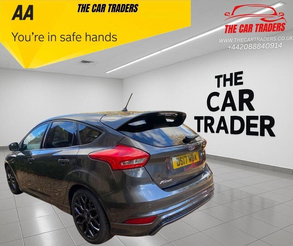 Used Ford Focus 2017 for sale - 76844879: Photo 3