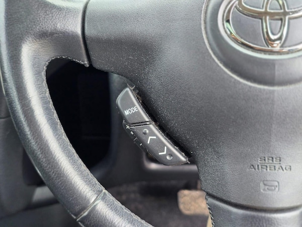 Used Toyota Yaris 2004 for sale - 75276907: Photo 24