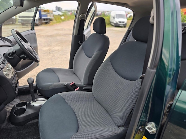 Used Toyota Yaris 2004 for sale - 75276907: Photo 31