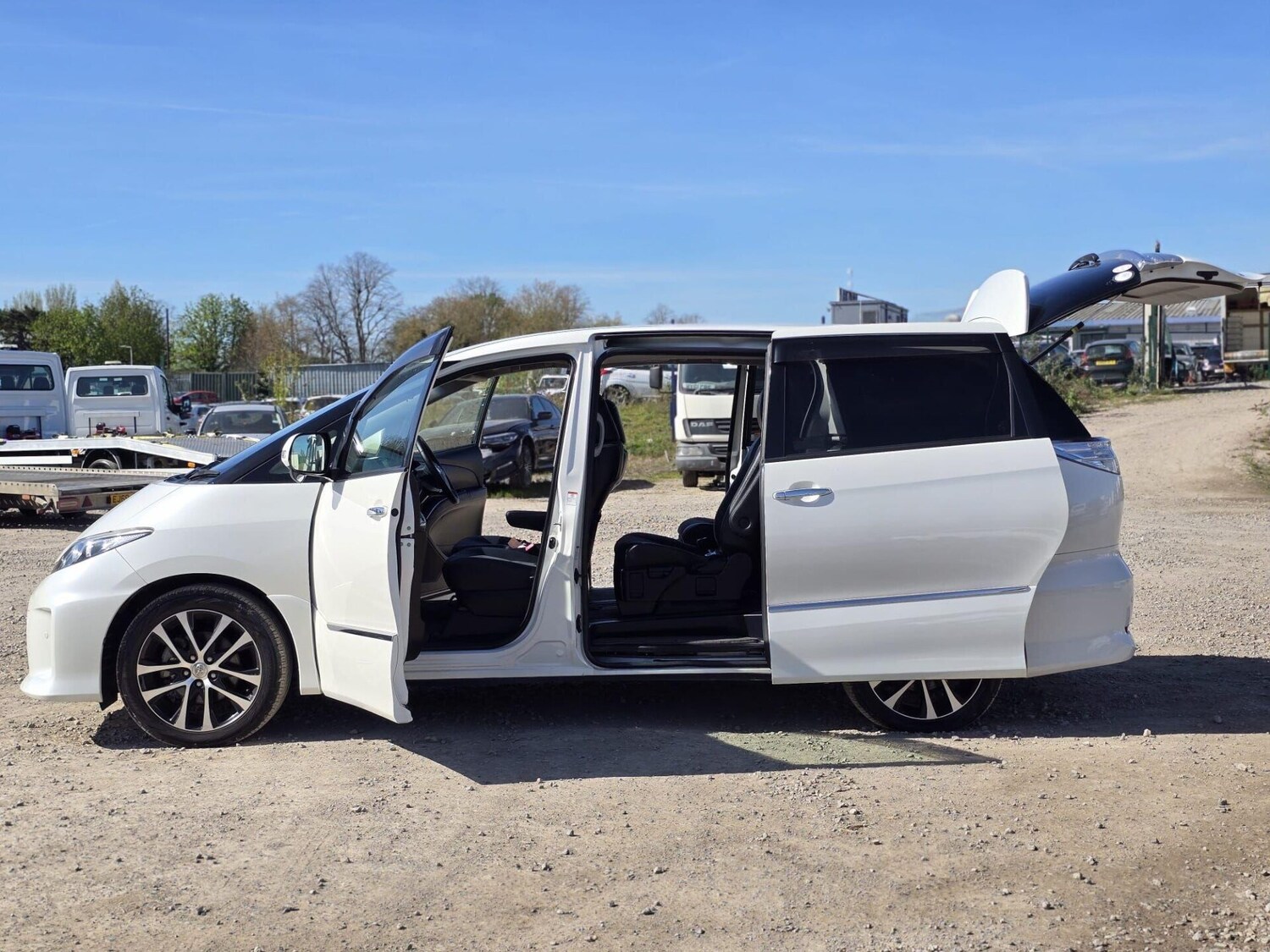 Used Toyota Estima 2015 for sale - 78149929: Photo 11
