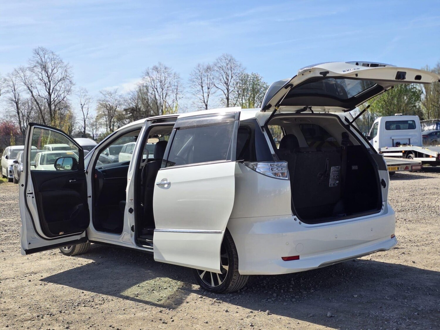 Used Toyota Estima 2015 for sale - 78149929: Photo 9