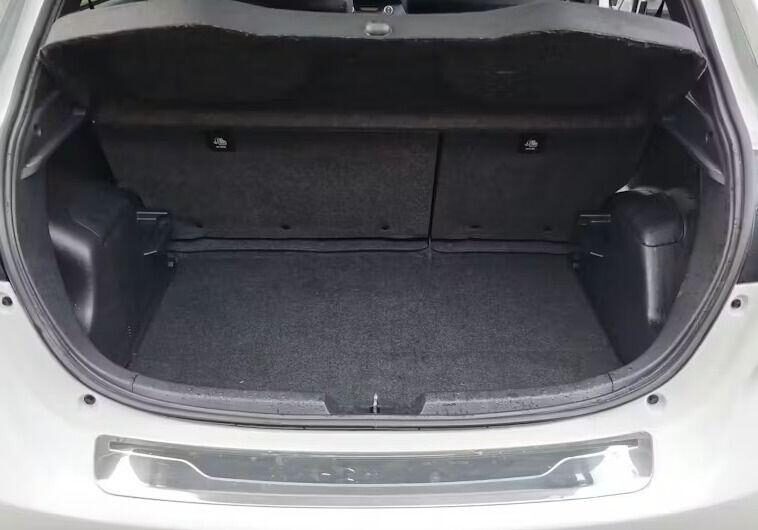 Used Toyota Yaris 2019 for sale - 77616177: Photo 11