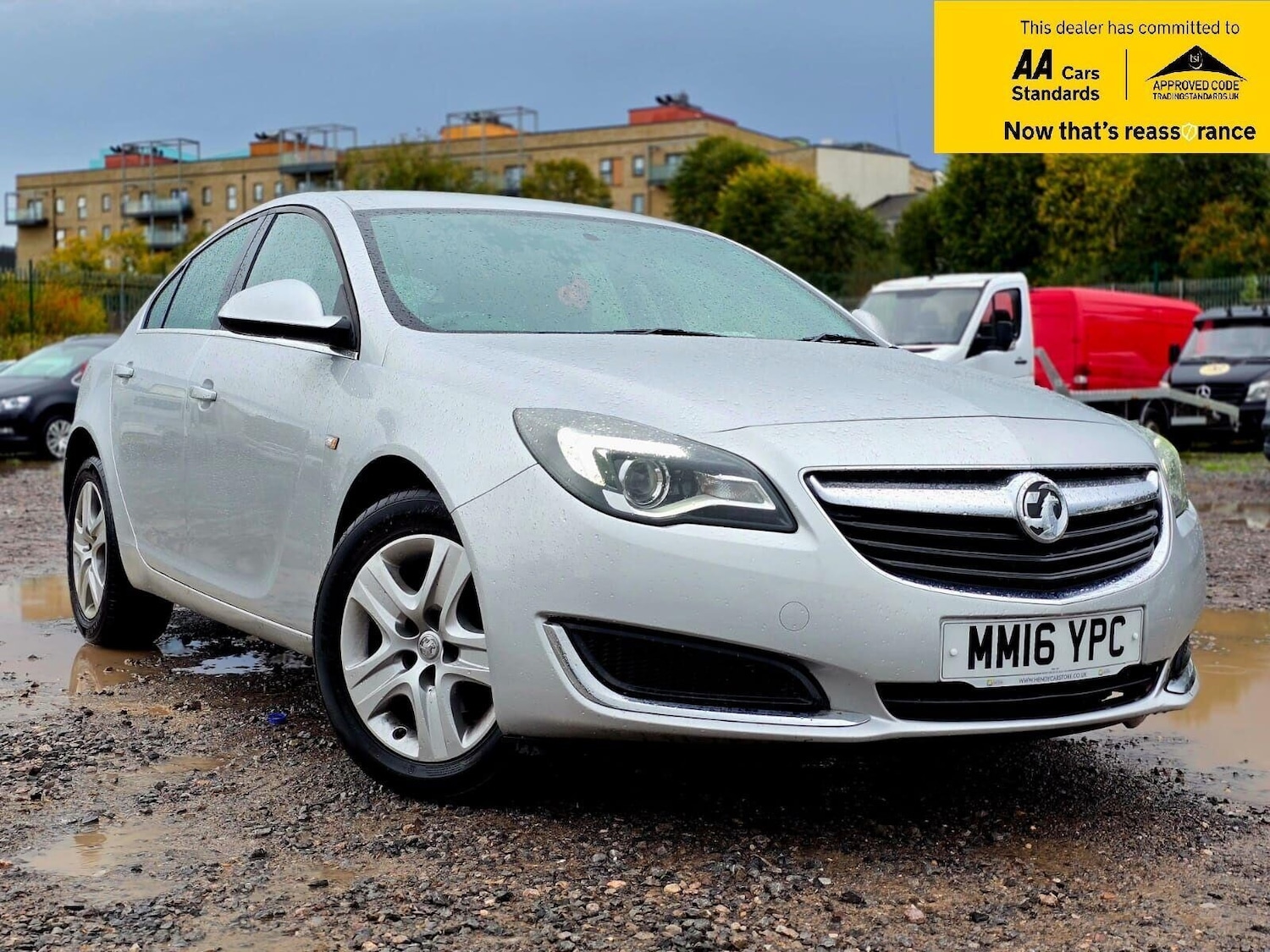 Used Vauxhall Insignia 2016 for sale - 76030112: Photo 1