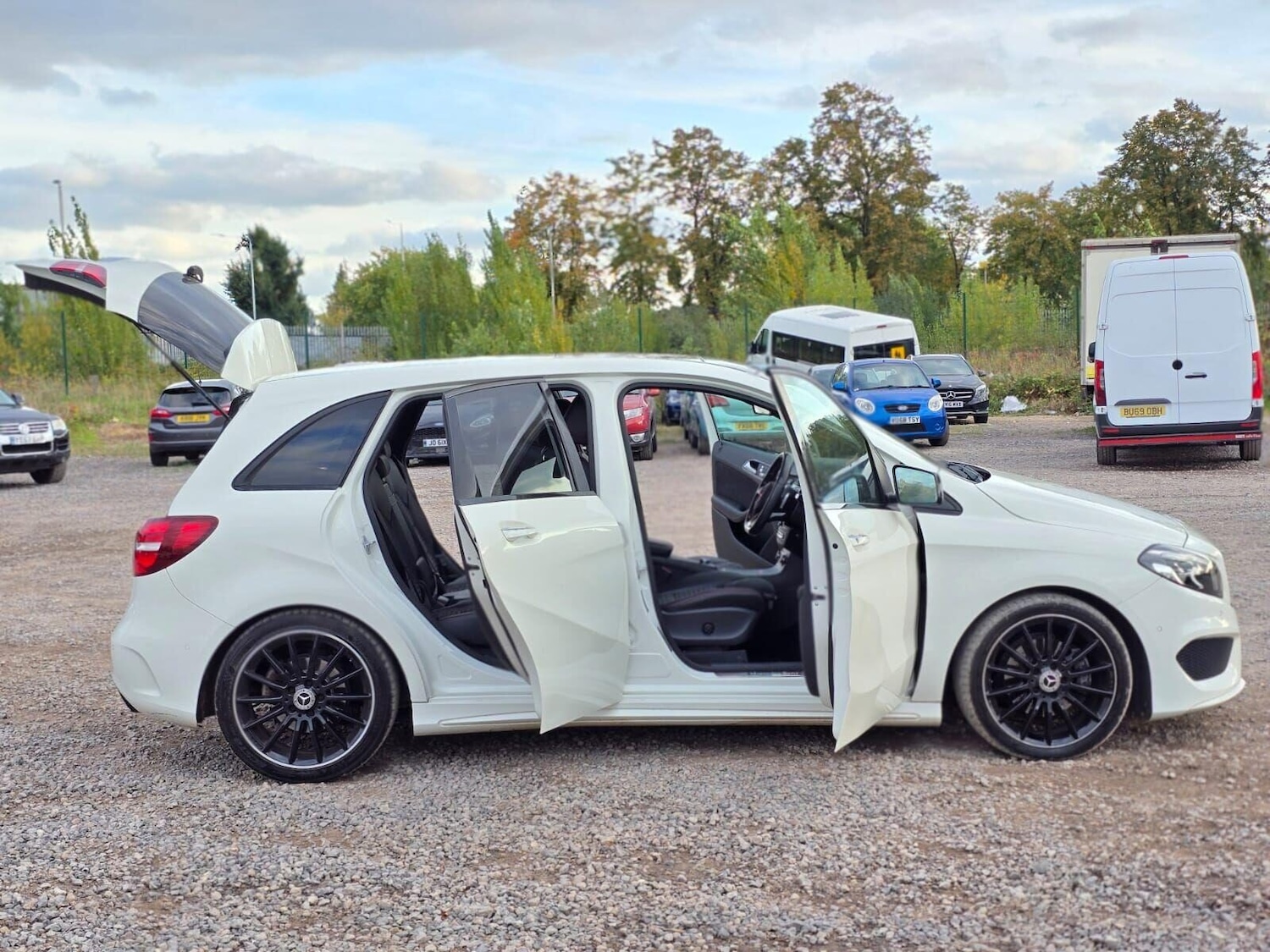 Used Mercedes-Benz B Class 2017 for sale - 76057465: Photo 16