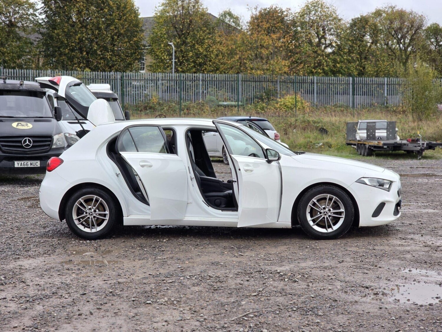 Used Mercedes-Benz A-Class 2018 for sale - 76317273: Photo 17