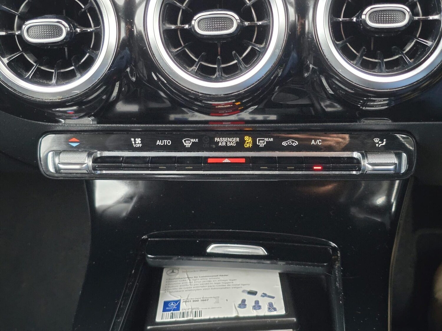 Used Mercedes-Benz A-Class 2018 for sale - 76317273: Photo 31