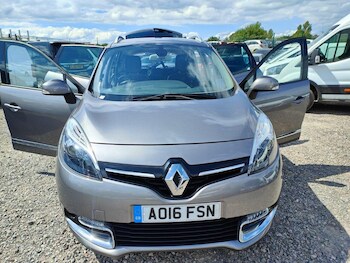 2016 - 1.5 dCi Dynamique Nav 5dr