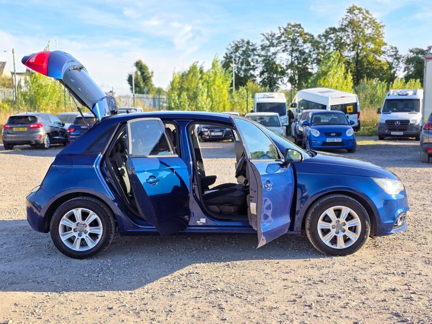 Used Audi A1 2014 for sale - 76076178: Photo 17