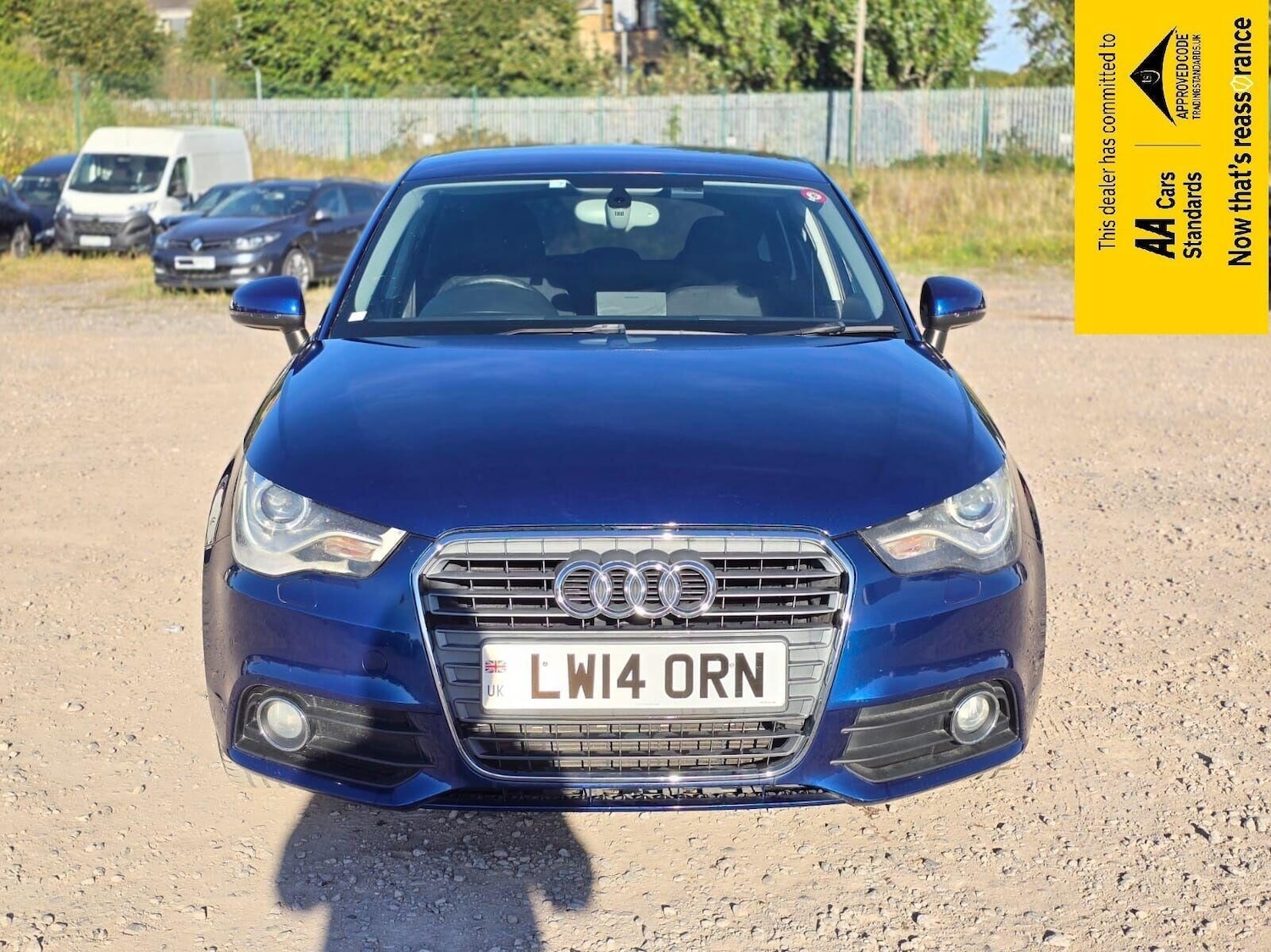 Used Audi A1 2014 for sale - 76076178: Photo 2