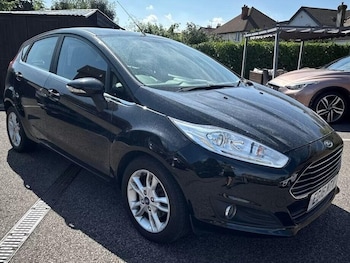 Used Ford Fiesta 2016 for sale - 75598108: Photo