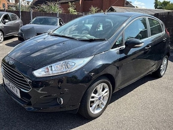 Used Ford Fiesta 2016 for sale - 75598108: Photo