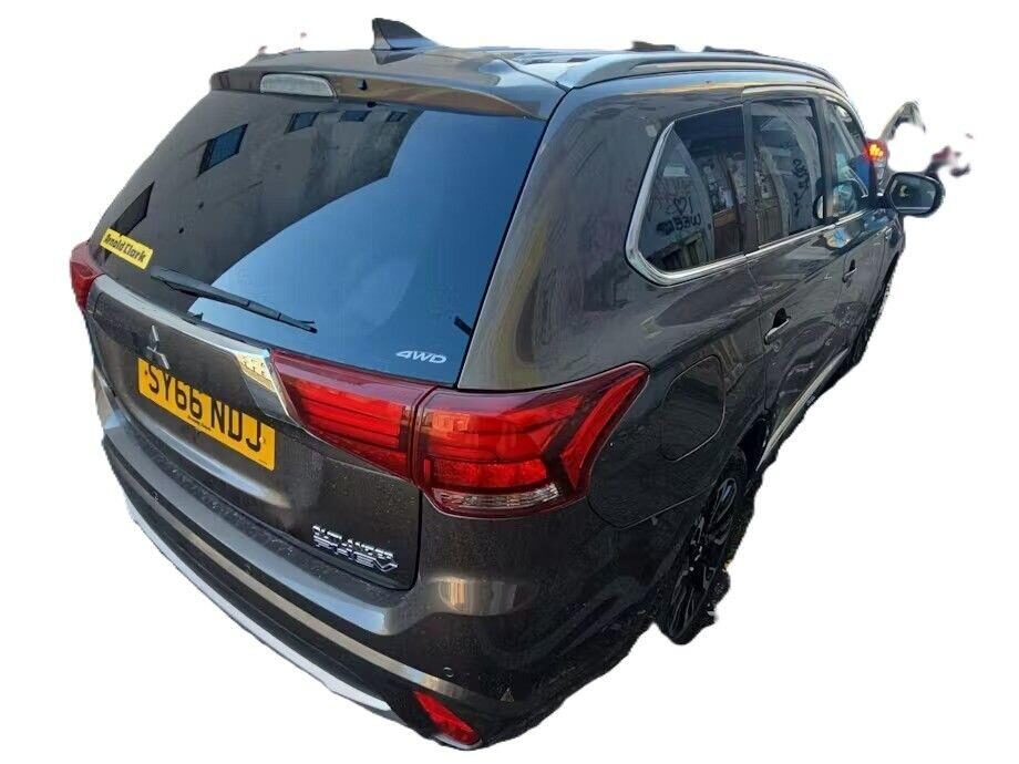 Used Mitsubishi Outlander 2016 for sale - 78168400: Photo 3