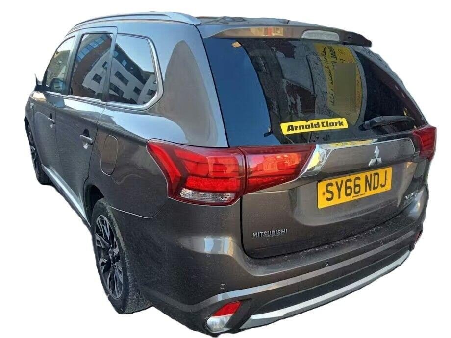 Used Mitsubishi Outlander 2016 for sale - 78168400: Photo 4