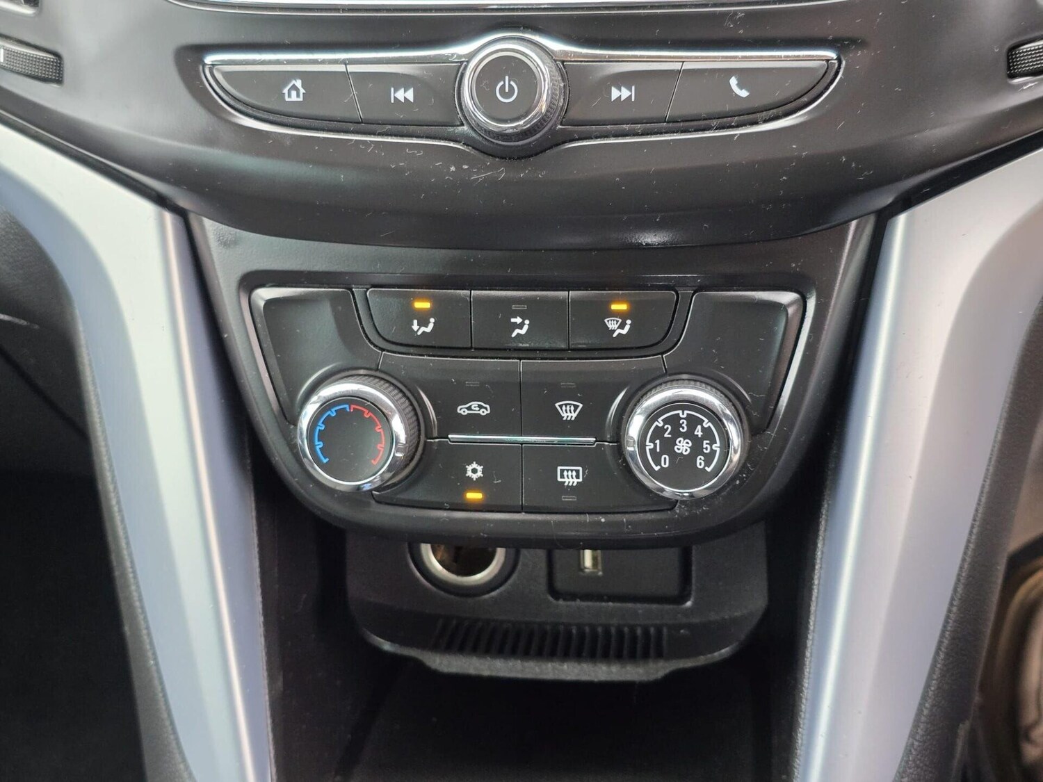 Used Vauxhall Zafira 2016 for sale - 77533828: Photo 31