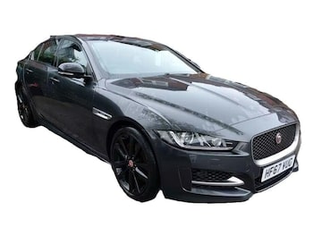Used Jaguar XE 2017 for sale - 78289455: Photo