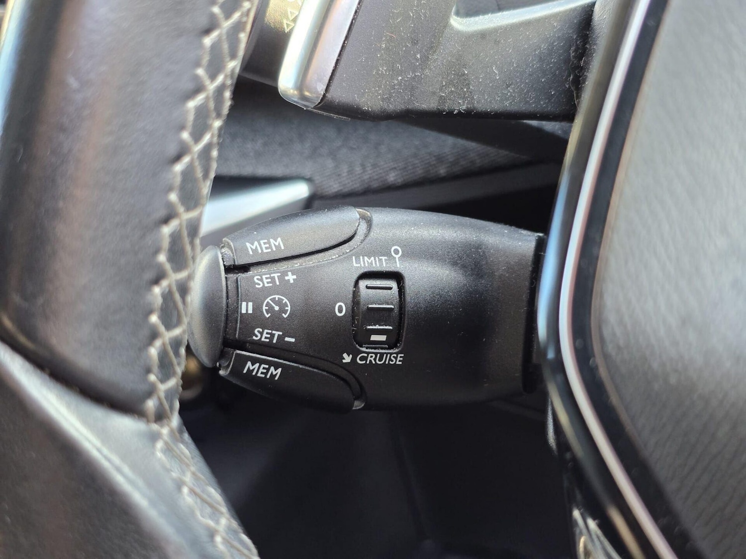 Used Peugeot 3008 2020 for sale - 77404730: Photo 27