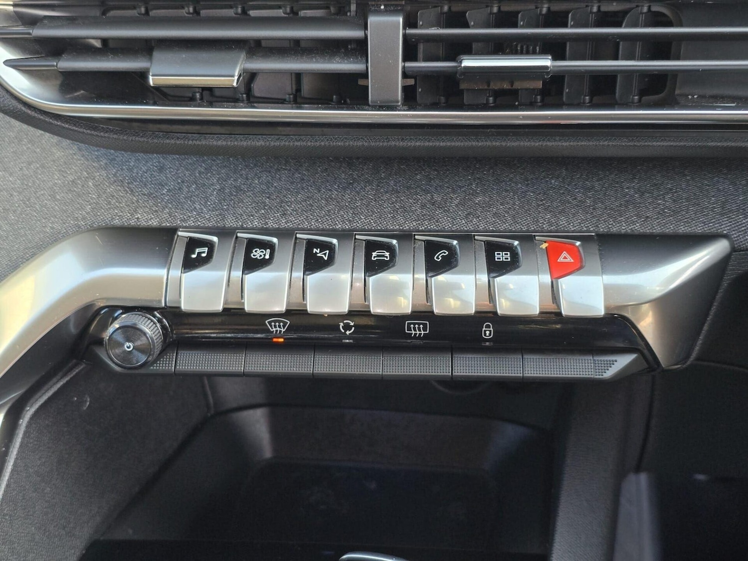 Used Peugeot 3008 2020 for sale - 77404730: Photo 57